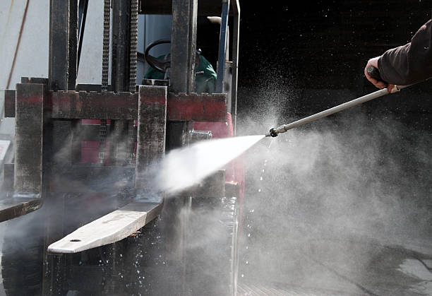 Best Window and Screen Pressure Cleaning in Rocky Mount, VA